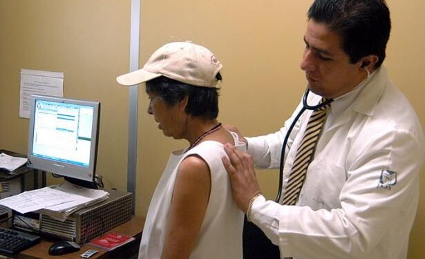 Se invita a la población con síntomas a realizarse la prueba gratuita.