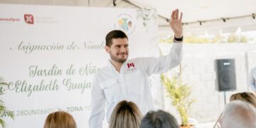 Granados Fávila explicó que tras la revisión cruzó a EU, donde realizó compras como tenía previsto.