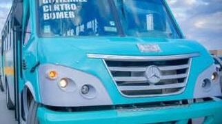 Los usuarios del transporte urbano deben soportar un servicio deficiente al no contar con otras opciones.
