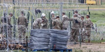 Shelby Park queda libre tras retirada de militares; gobierno local no fue notificado.