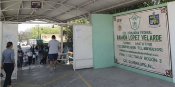Autoridades investigan intoxicación de menores por consumo accidental.