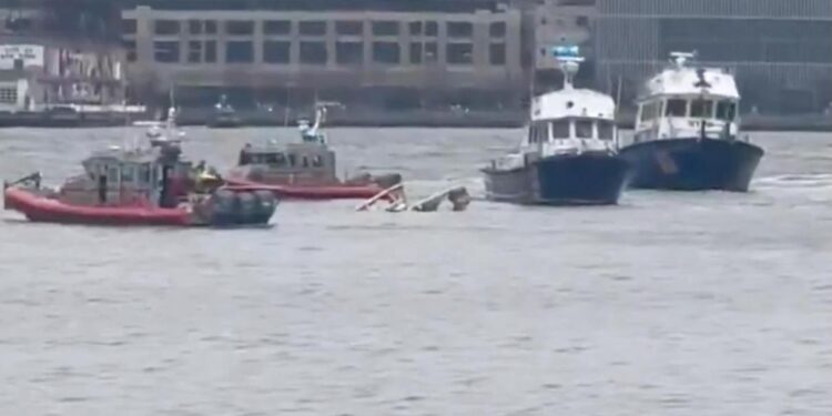 Los cuerpos fueron recuperados de las aguas del Hudson.