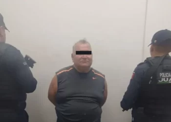 Hombre pierde acceso a internet y reacciona con amenazas; fue detenido.
