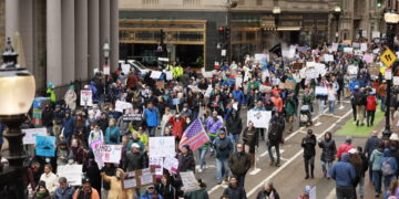 Los participantes exigieron, entre otras cosas, el fin de los recortes en programas  de salud.