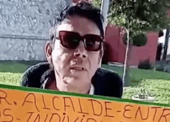 Vendedores ambulantes acusan extorsión de parte de inspectore, y piden apoyo del alcalde.