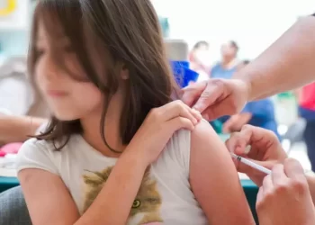 Inician cerco sanitario en escuelas de Piedras Negras por brote de sarampión.
