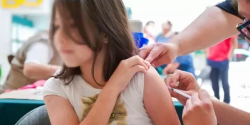 Inician cerco sanitario en escuelas de Piedras Negras por brote de sarampión.