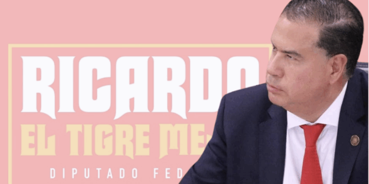 Ricardo "El Tigre" Mejía denunció la permanencia de priistas en puestos clave del gobierno municipal.