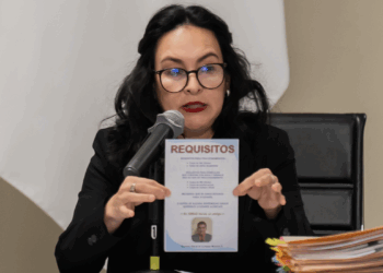 Regidores cuestionan a comisaria de Simas por factibilidad no pagada de su cuñado.