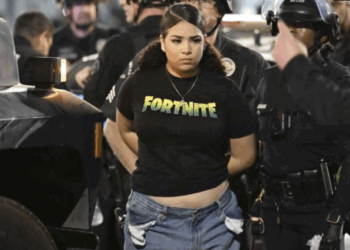Refuerzan seguridad en Los Ángeles con infantes de Marina tras nuevas protestas.