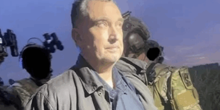 Presunto asesino de legisladora en Minnesota tenía lista de objetivos políticos, dice fiscal.