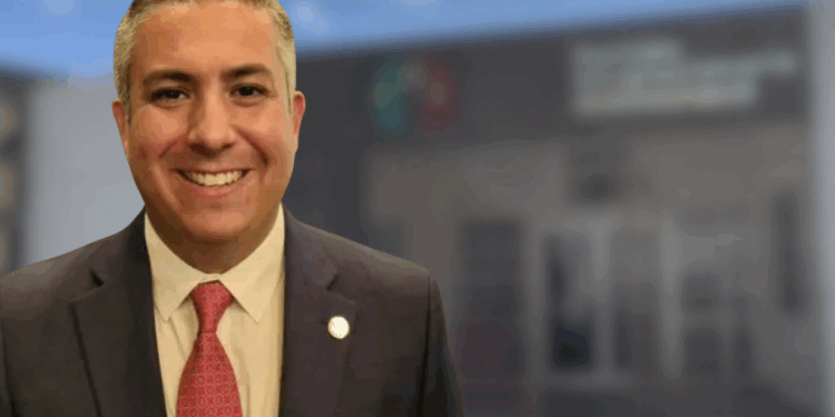 Nicanor Moyeda Frías encabeza el PRI en Piedras Negras.