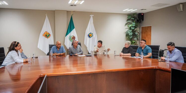 La recién creada Comisión busca eliminar tensiones dentro del Cabildo.