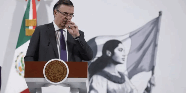 México mantendrá ventajas frente a reforma fiscal de Trump, dice Ebrard.