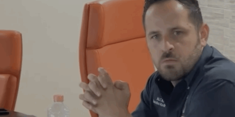 Jacobo Rodríguez volvió a mostrase intolerante y agresivo.