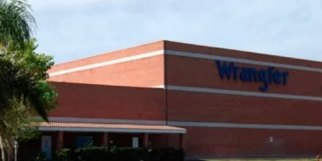  Wrangler cierra plantas en Coahuila y despide a más de 2 mil trabajadores.