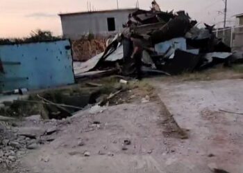 En plena canícula, tanque de la Doctores sigue sin repararse.