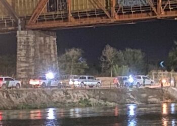 Piedras Negras vive niveles mínimos de migración, asegura Aguilar, aunque este lunes se reportó un cruce de varias personas en esta frontera.