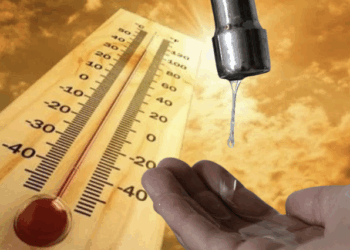 Sin agua bajo temperaturas calcinantes en Piedras Negras.