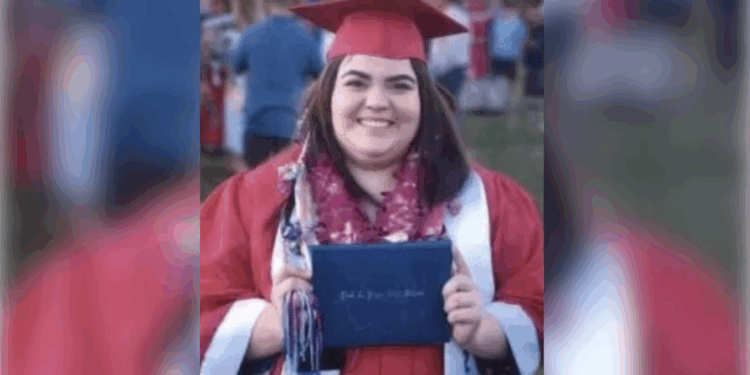 Policía de Eagle Pass solicita ayuda ciudadana para localizar a Serenity Rose Banzet.