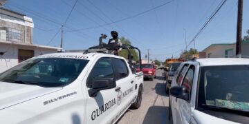Autoridades federales y estatales realizaron cateos en las colonias La Esperanza y Lomas del Norte.