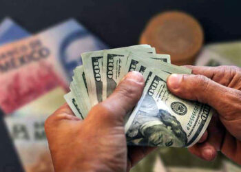 Trump endurece política migratoria y caen remesas a México.