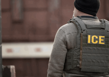 El ICE enfrenta acusaciones por negligencia médica.