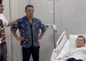 Julio César Chávez se recupera tras cirugía.