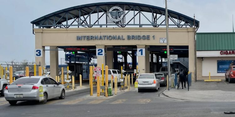 Eagle Pass se convierte en la frontera más cara.