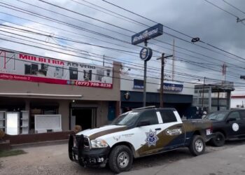 Falso repartidor se lleva 30 mil pesos de mueblería.