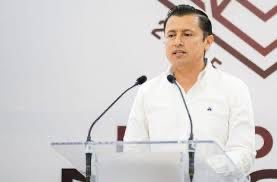 Borran imágenes de funcionario que acudió a actos pese a incapacidad.