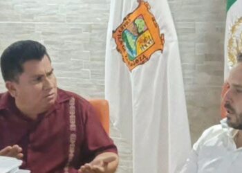 Rodríguez y Menera llevan al límite su pleito por Simas en Piedras Negras.
