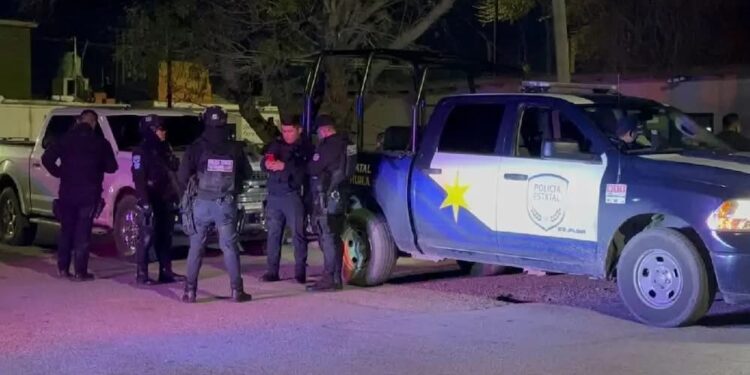 Con operativo en Nava incautan droga, autos y tres detenidos.