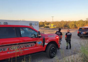 El hombre fue trasladado por aire a San Antonio.