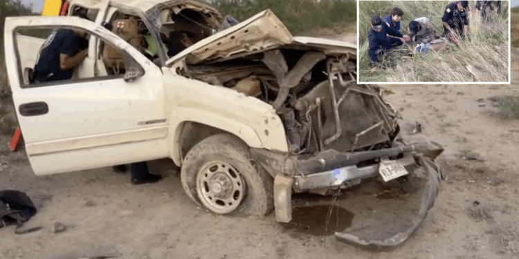 Volcadura en la carretera 57 deja dos heridos.