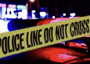 Hombre armado se atrinchera en Eagle Pass y moviliza a la policía al amanecer.