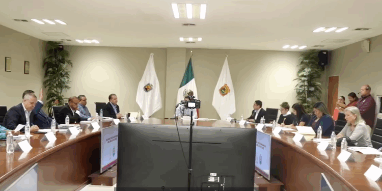 Cabildo de Piedras Negras rechazó en sesión los estados financieros.