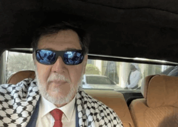 Fernández Noroña inició gira por Medio Oriente.