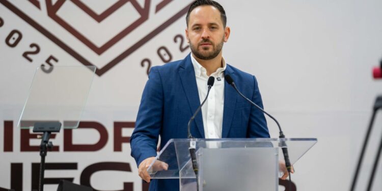 Jacobo Rodríguez no aclaró situación de su tarjeta SENTRI.