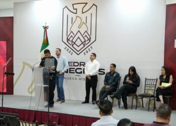 Alcalde pide que “ya no pregunten con cara de desencajados”.