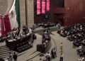 Avalan diputados reforma a la Ley de Amparo entre reclamos de retroactividad.