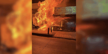 Explosión en taquería dejó, hasta el momento, tres muertos, cuatro heridos y una mujer desaparecida en Mazatlán.