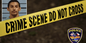 Detienen a sujeto dentro de vivienda ajena con metanfetamina y chaleco antibalas.