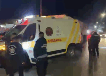 Menor fue atendida por intoxicación con medicamentos.