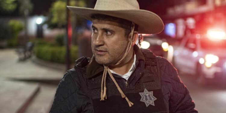 Indagan posible reclutamiento criminal de menores en Michoacán.