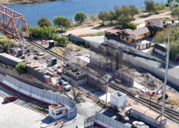 Sin estudios concluidos ni presentación programada del muro de Ferromex.