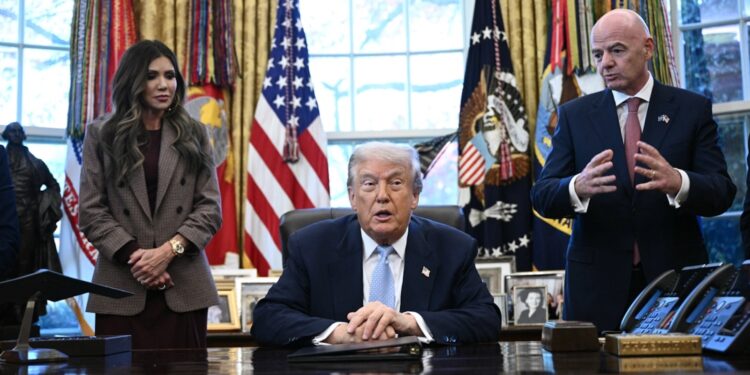 Aficionados con entradas podrán avanzar en la fila de trámite de visa.