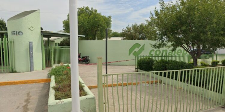 Padre denuncia agresión contra estudiante del Conalep Piedras Negras.