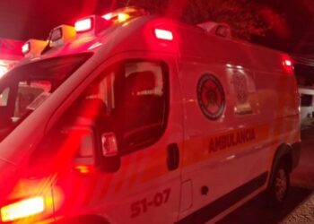 Mujer resulta herida tras agresión con navaja a manos de su esposo ebrio.