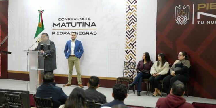 Jacobo reitera amenaza de exhibir a regidores que votan contra la cuenta pública.